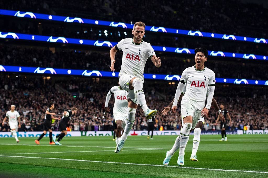 熱刺歐冠征途：青春風(fēng)暴席卷歐洲之巔