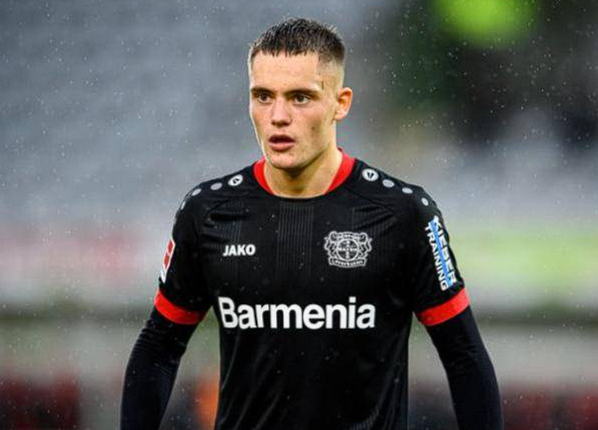 貝爾巴托夫力挺維爾茨：耐心與支持鑄就利物浦未來(lái)之星