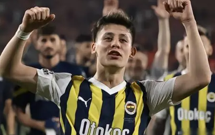 皇馬西甲大捷后迎歐冠挑戰(zhàn)：居萊爾傷勢無礙，瓊阿梅尼獲休整