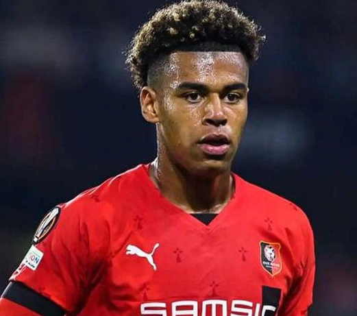 <a href='https://www.www.bvzueha.com/news/tag/1124.html' style='color: blue;'>巴黎圣日耳曼</a>前鋒杜埃復(fù)出時間成謎：傷情與回歸預(yù)期分析