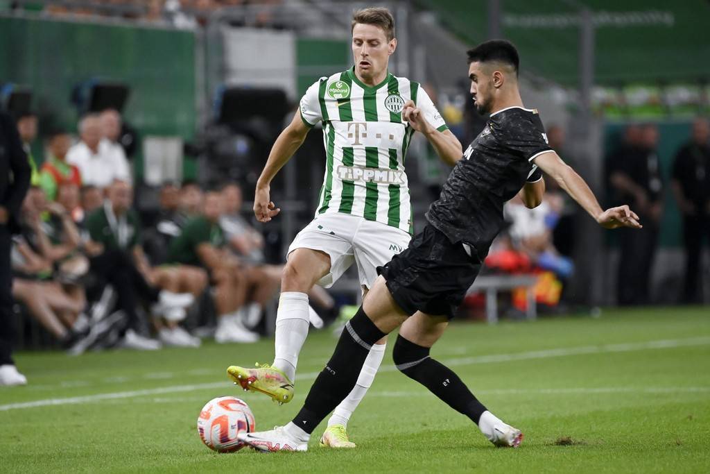 黑馬主場硬撼藍(lán)軍，歐冠激戰(zhàn)一觸即發(fā)