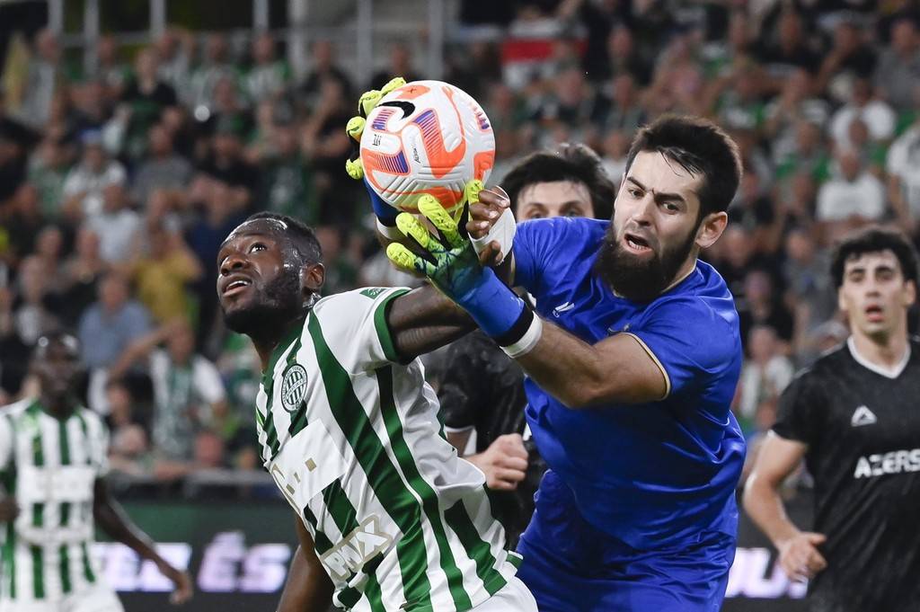 歐冠黑馬激戰(zhàn)藍(lán)軍，卡拉巴赫主場(chǎng)迎大考