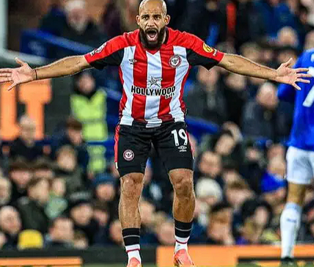 英超賽場(chǎng)：姆伯莫閃耀，比肩金球得主<a  style='color: blue;'>登貝萊</a>