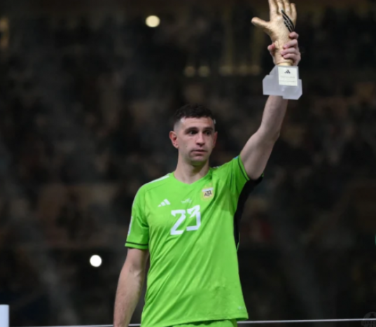 努諾-門德斯缺陣<a  style='color: blue;'>世預(yù)賽</a>，馬丁內(nèi)斯談影響與應(yīng)對