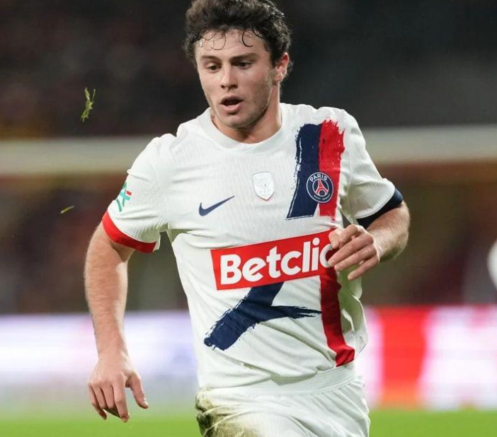 <a href='https://www.www.bvzueha.com/news/tag/263.html' style='color: blue;'>法甲</a>激戰(zhàn)巴黎絕境逆襲，若昂-內(nèi)維斯補(bǔ)時(shí)定乾坤