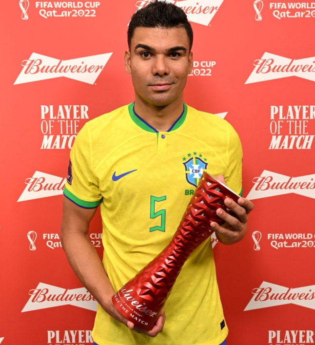 曼聯(lián)防線關(guān)鍵拼圖：卡塞米羅狀態(tài)與接班人之需