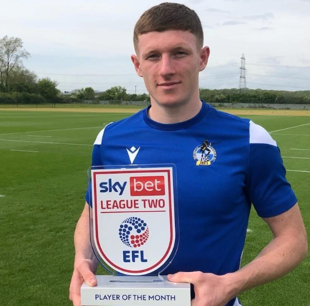 鏡報(bào)：曼聯(lián)擬售五將籌資，欲高價(jià)簽下森林中場安德森