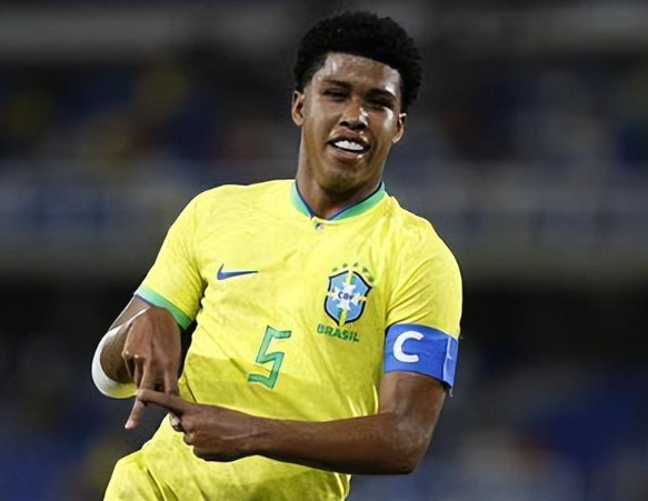 安德烈·桑托斯賽前發(fā)聲：談成長、夢想與國家隊征程