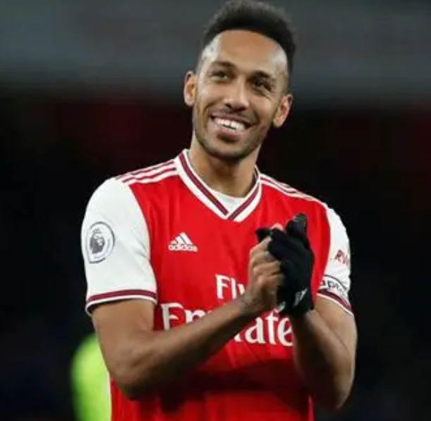 奧巴梅楊自述轉(zhuǎn)會歷程：切爾西之憾與<a href='https://www.www.bvzueha.com/news/tag/258.html' style='color: blue;'>巴薩</a>、馬賽情緣